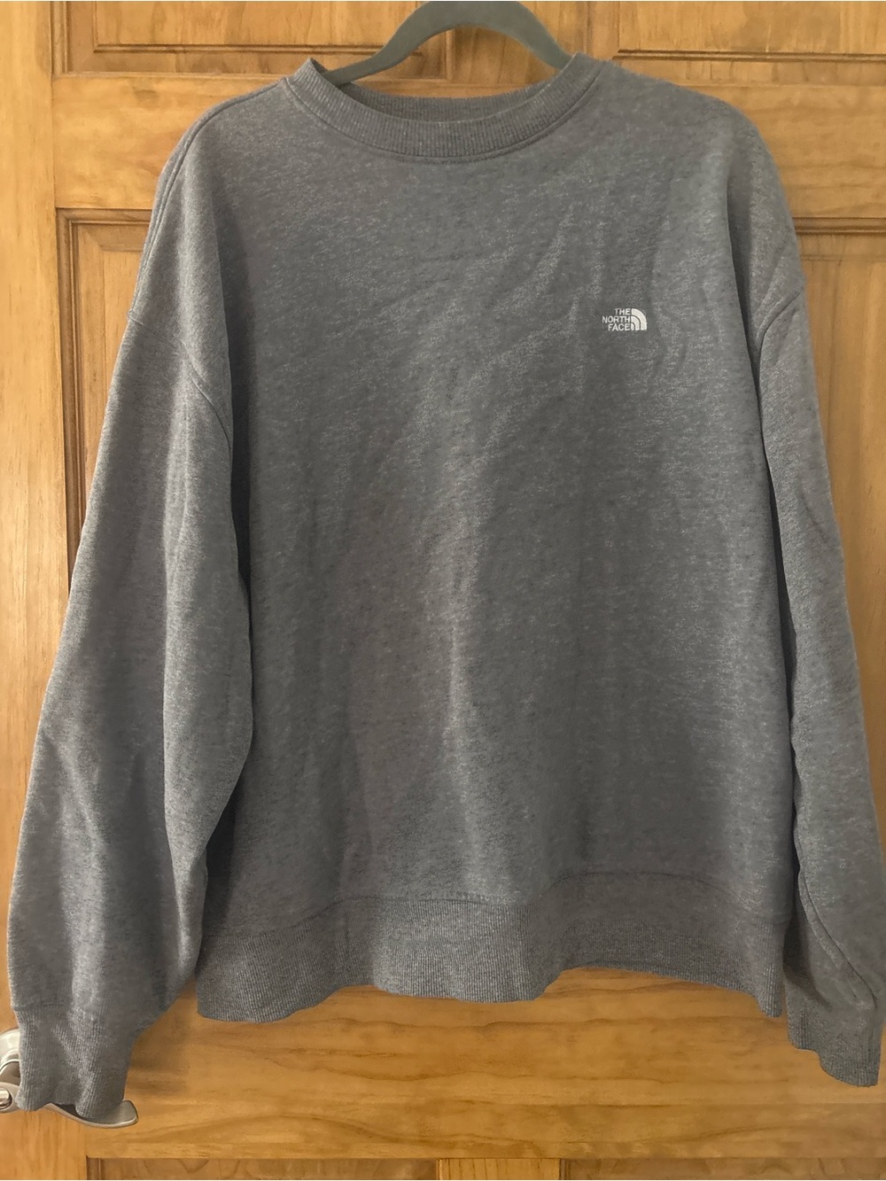 The North Face women’s Crewneck Sweater - Gray